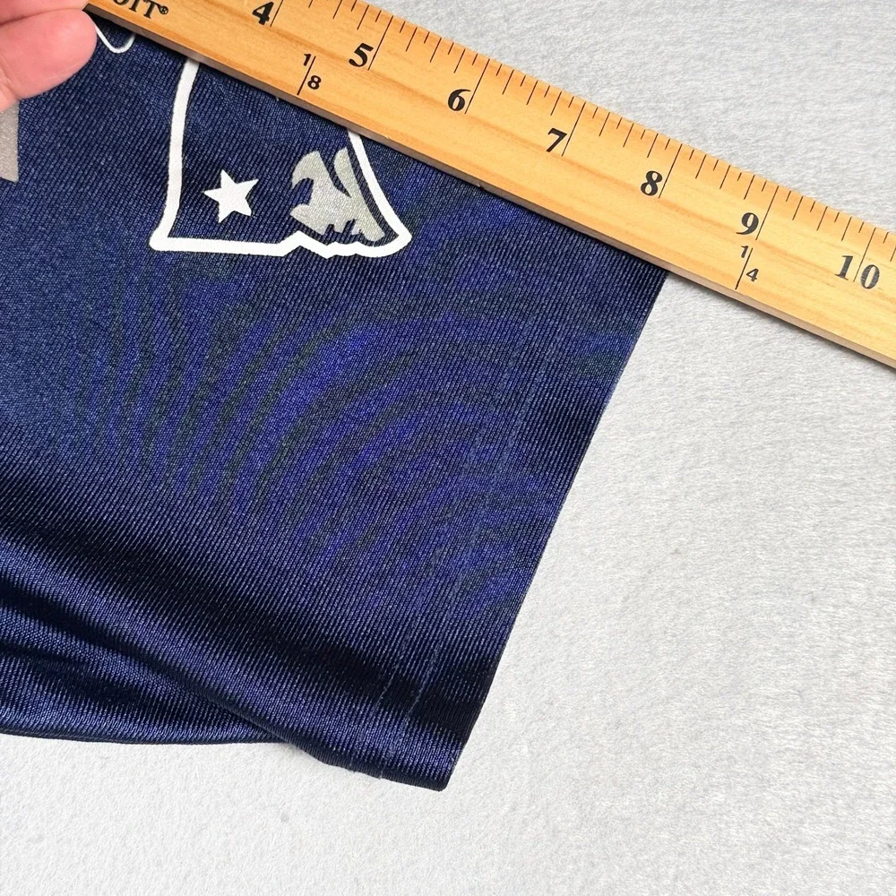 NFL‎ Players Tom Brady New England Patriots 12 Youth XL 18-20 Navy Blue Jersey